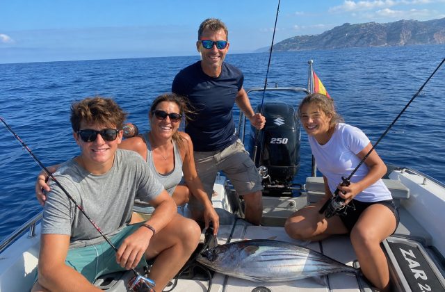 Giornata di pesca Sunrise